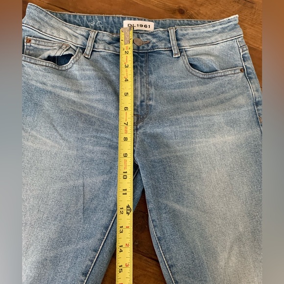 DL1961 Mara InstaSculpt Straight Leg Crop Jeans - Glacier - Picture 6 of 10